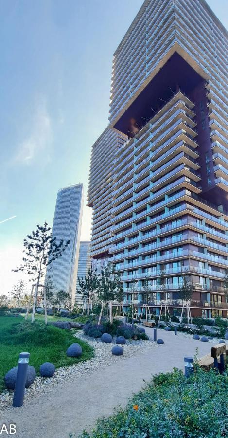 Superior Apartment & Rooftop Pool ウィーン エクステリア 写真